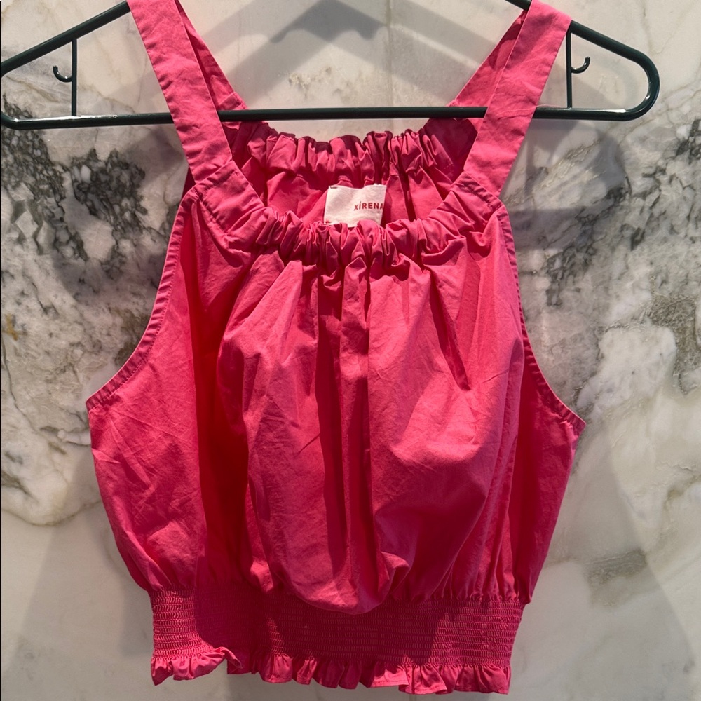 XiRENA Vibrant Pink Crop Top